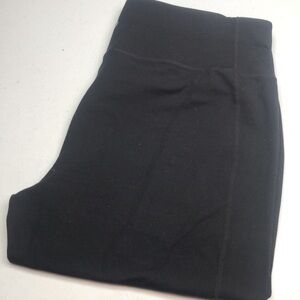 LIKE NEW ACTIVEZONE BLACK BERMUDA LEGGINGS SIZE 1X (37/38) ⭐️